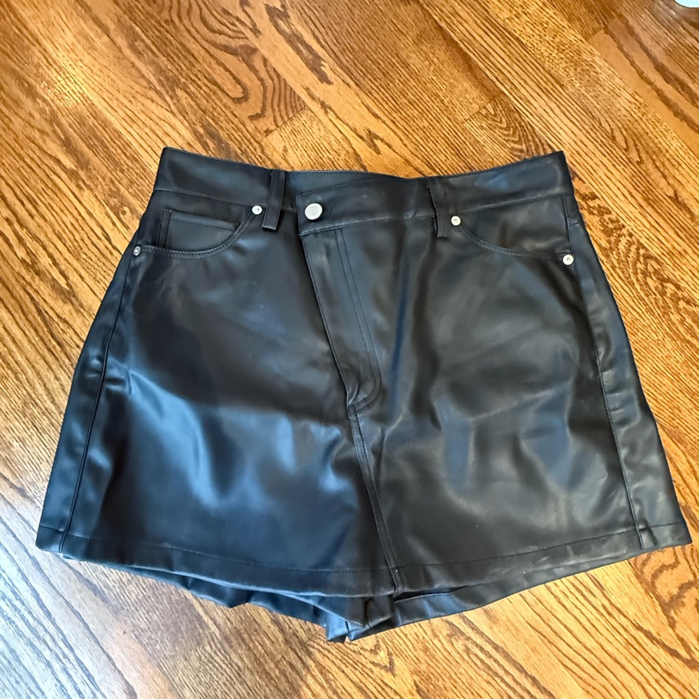 Blank NYCBlack Faux Leather Mini Skort